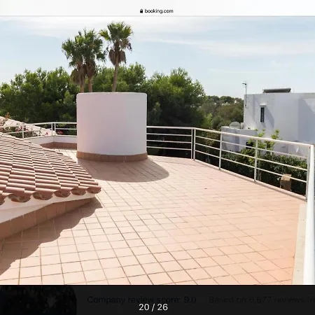 Adele Sea View 别墅 *