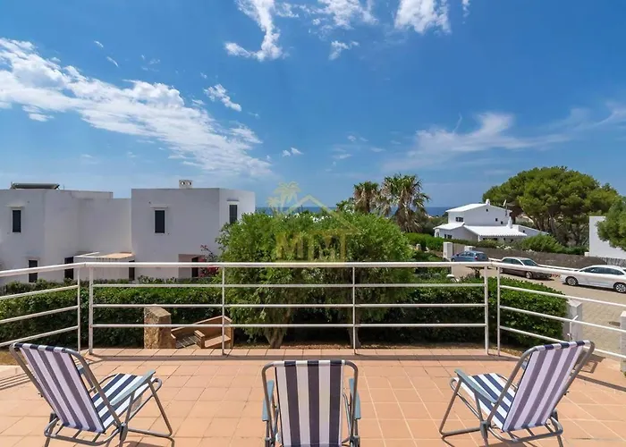 Adele Sea View Villa Binibeca